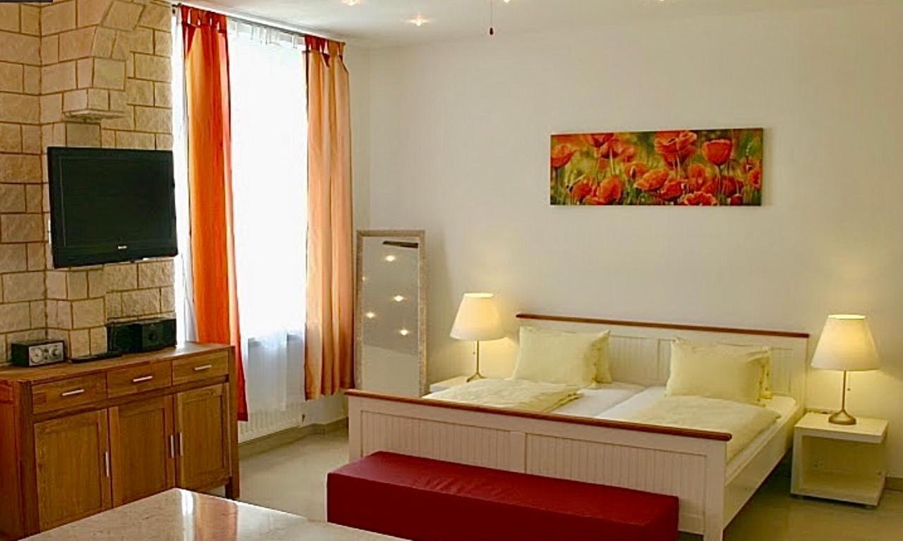 Suite Apartment Jedlesee Виена Екстериор снимка