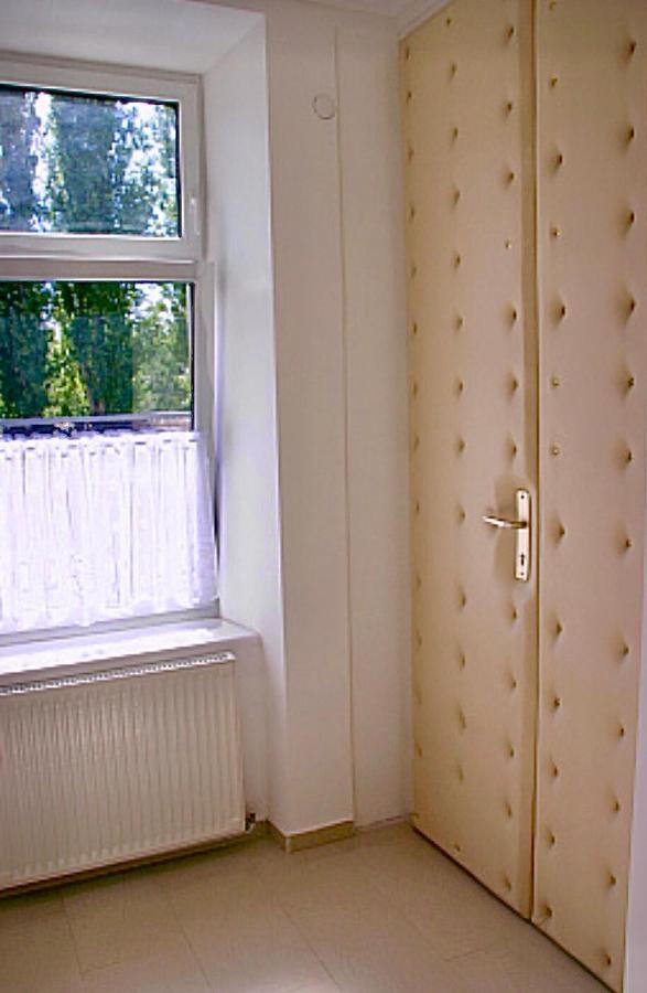 Suite Apartment Jedlesee Виена Екстериор снимка